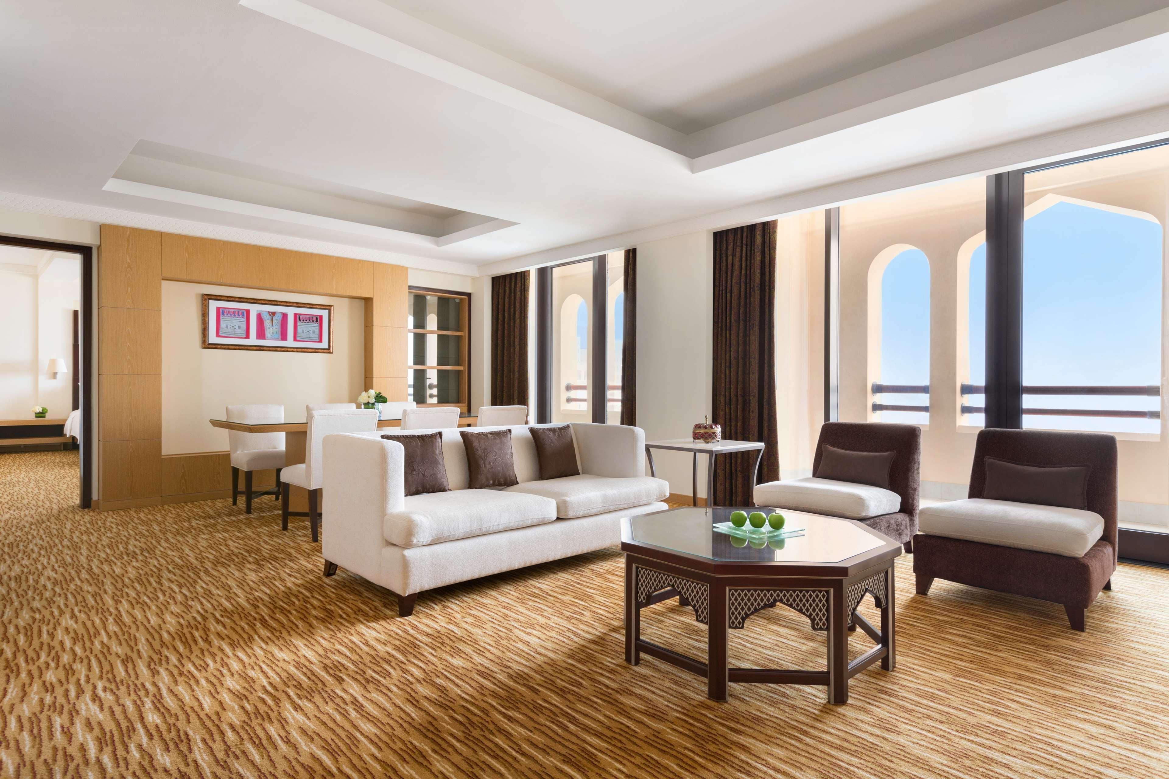 Hotel Shangri La Barr Al Jissah And Al Waha 5*