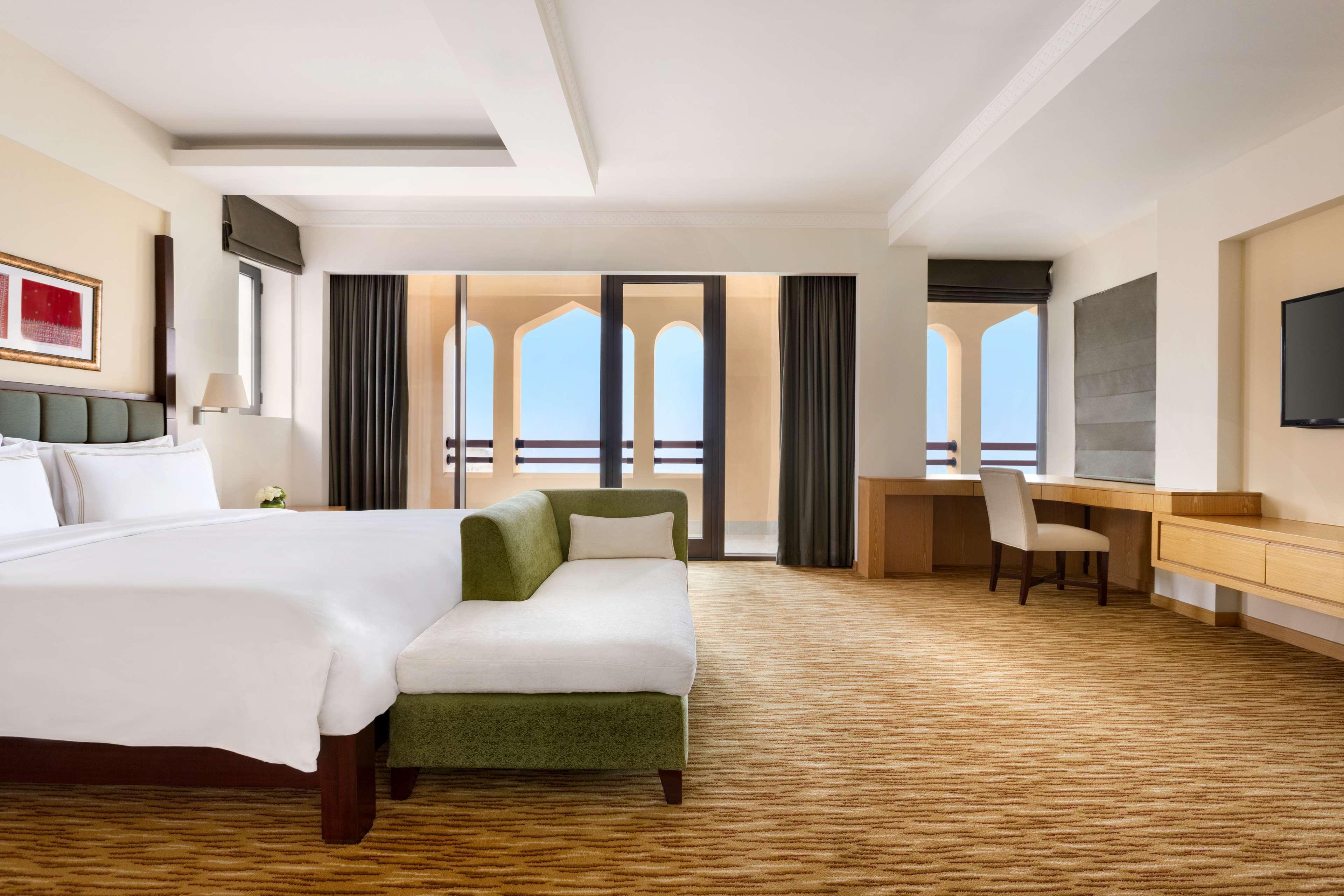 Hotel Shangri La Barr Al Jissah And Al Waha