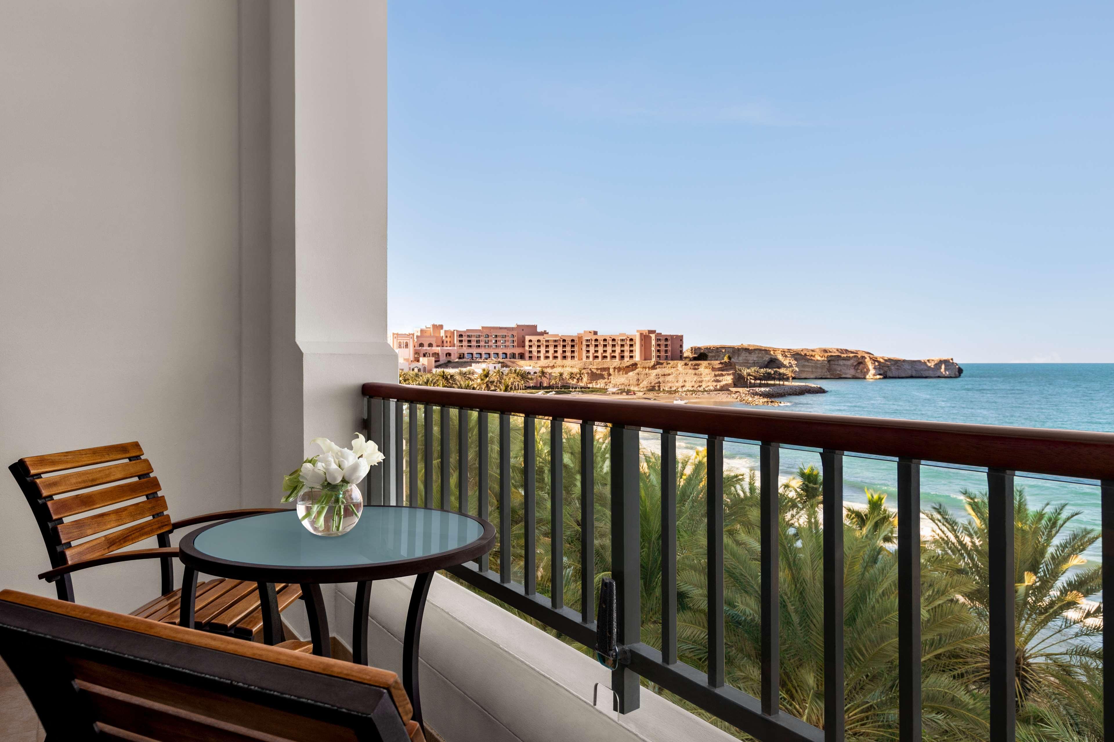 Hotel Shangri La Barr Al Jissah And Al Waha 5*
