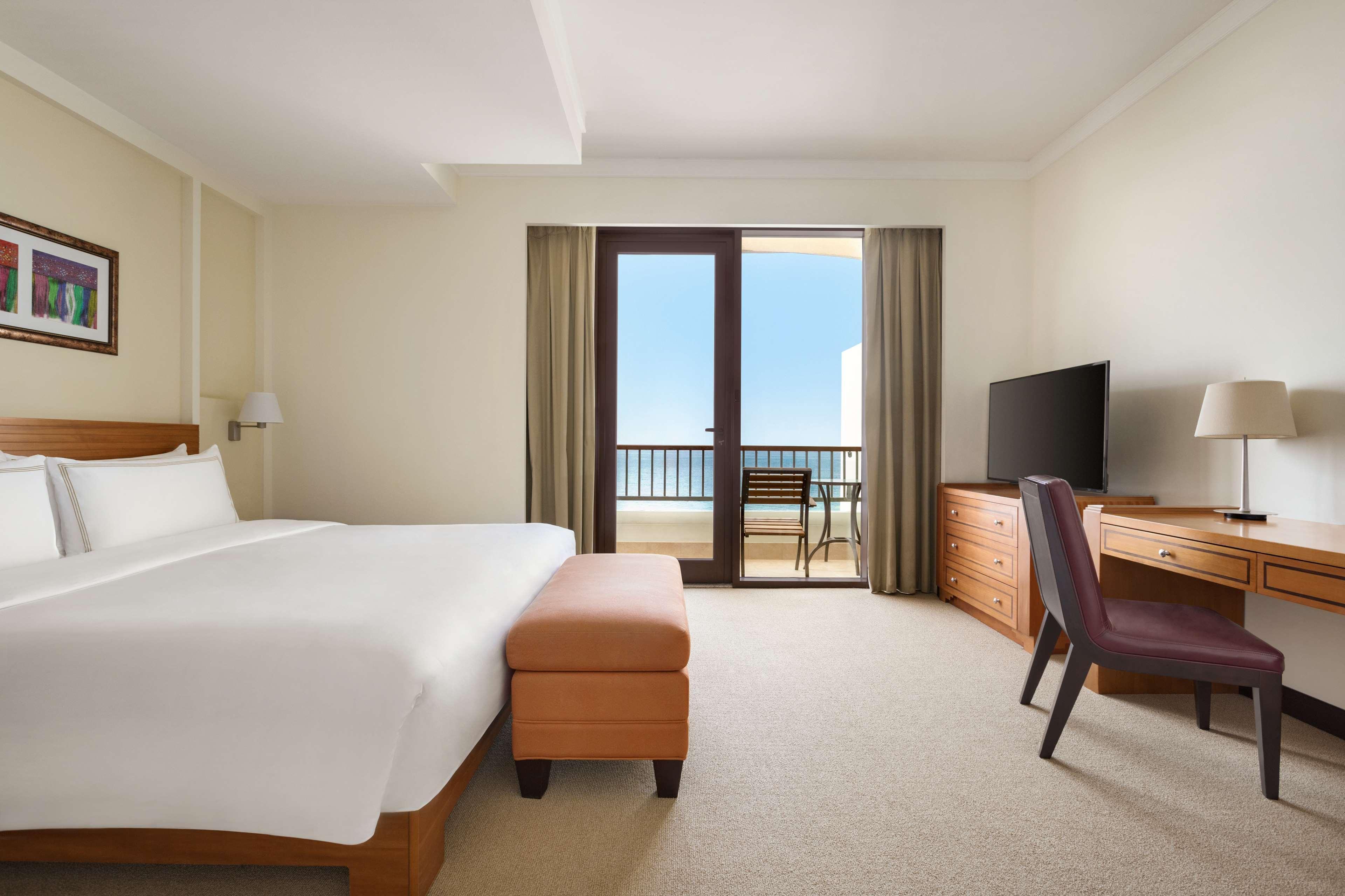 Hotel Shangri La Barr Al Jissah And Al Waha 5*